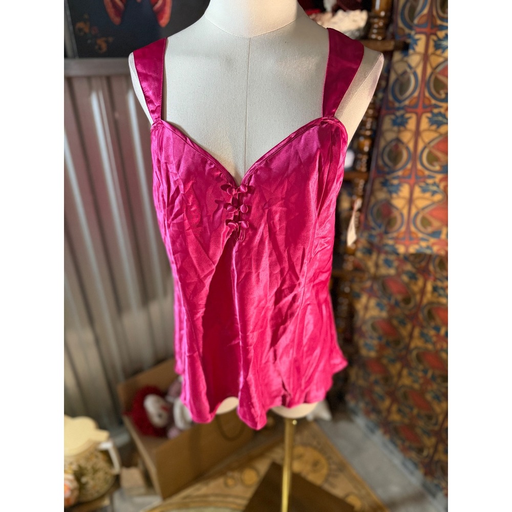 Kathryn Fuchsia Pink Satin‎ Camisole Top V-Neck Frog Button MT51880A NWT Large